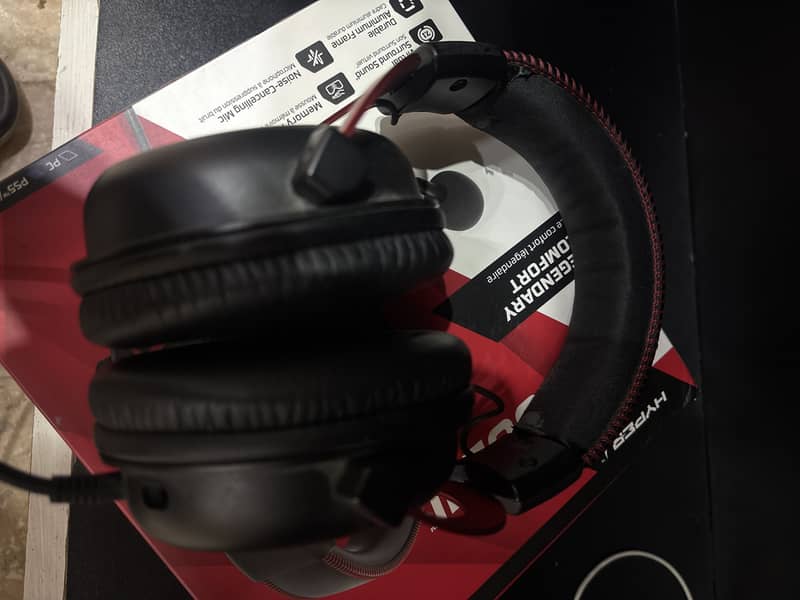 HyperX cloud 2 headphones 4