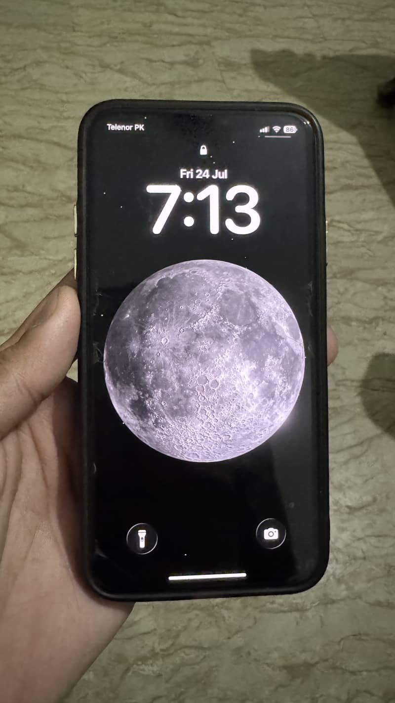 Apple iPhone 11 Pro Max 0