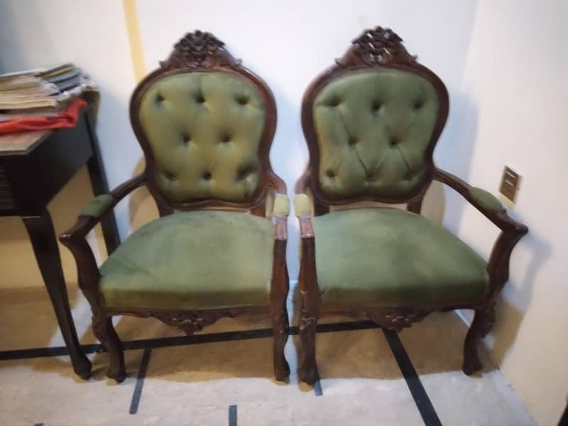 SOLID WOODEN CHAIRS 0