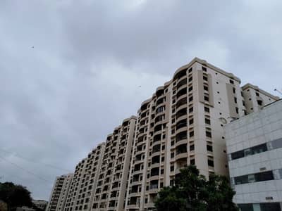 2400 Square Feet Flat available for sale in Gulshan-e-Iqbal - Block 10-A, Karachi