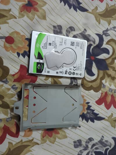Seagate BarraCuda 1TB HDD | 2.5" SATA | ST1000LM048
