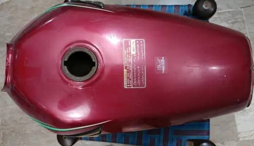 HONDA 125 ORIGINAL FUEL TANK