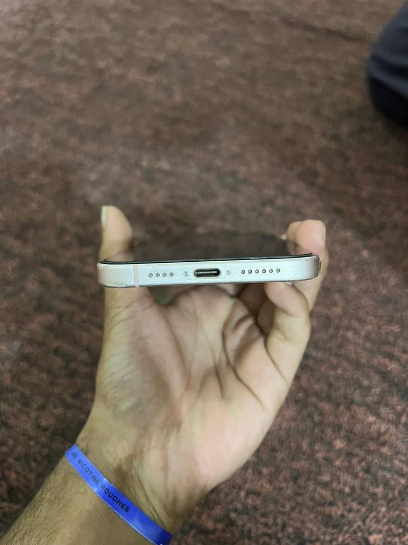 Apple iPhone 15 plus 5