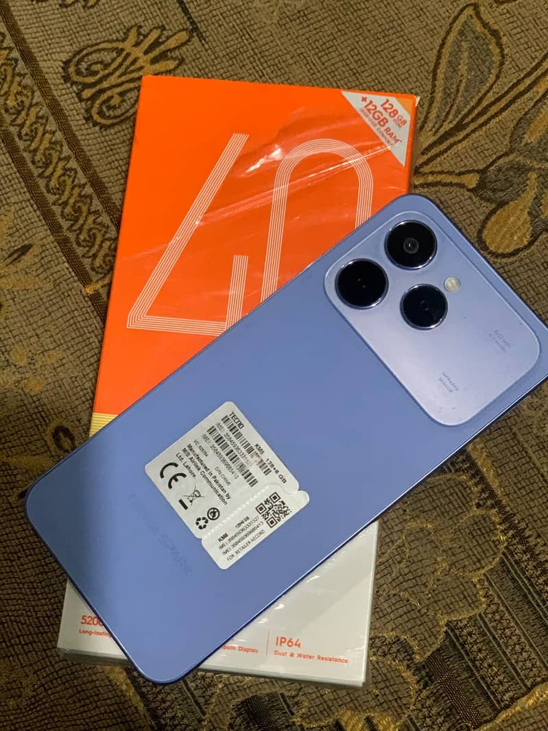 Tecno spark 40 8