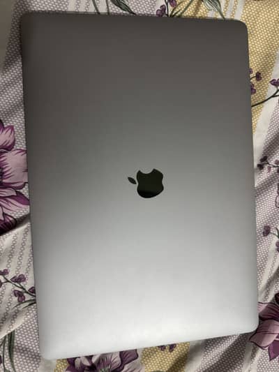 Macbook Pro 2019 - 16” Retina Display
