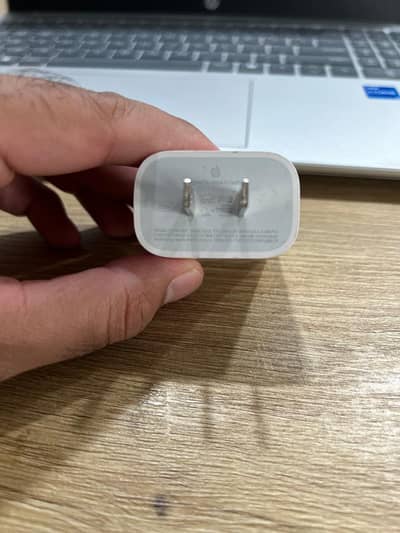 Apple iPhone (100%) Orginal Chargers for sale. Type C to Lighting.