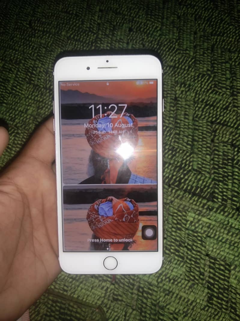 Apple iPhone 7 Plus 3