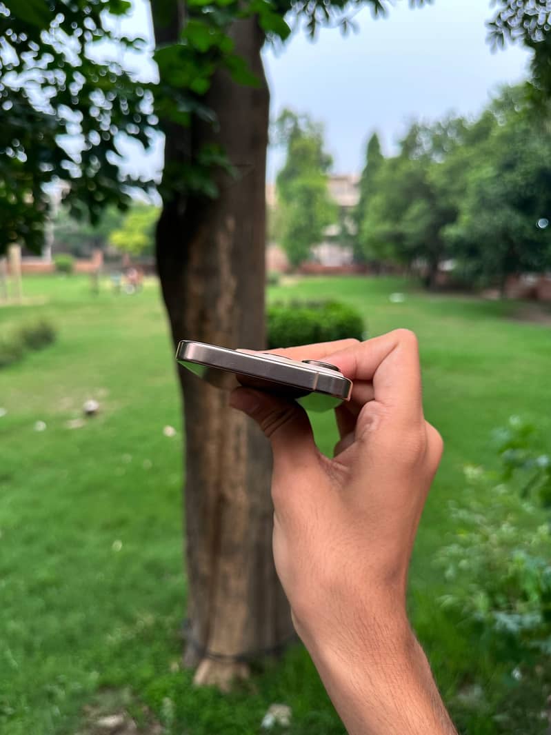 Iphone 16PRO JV 2