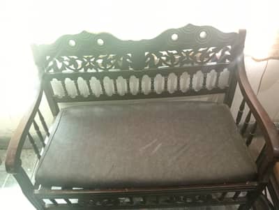 Traditional Sofa Set for Sale 