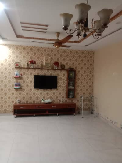 10 Marla House For Sale In Canal Gardens Lahore
