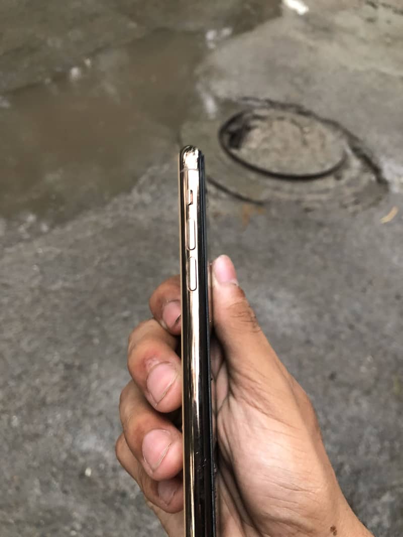 Iphone 11 pro 0