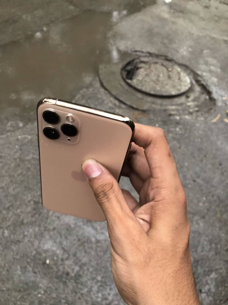 Iphone 11 pro 5