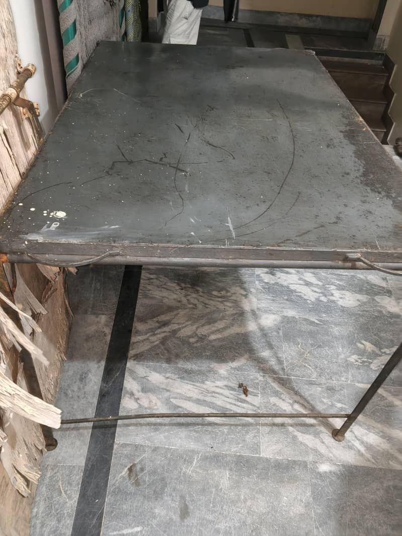 Metal Table 1