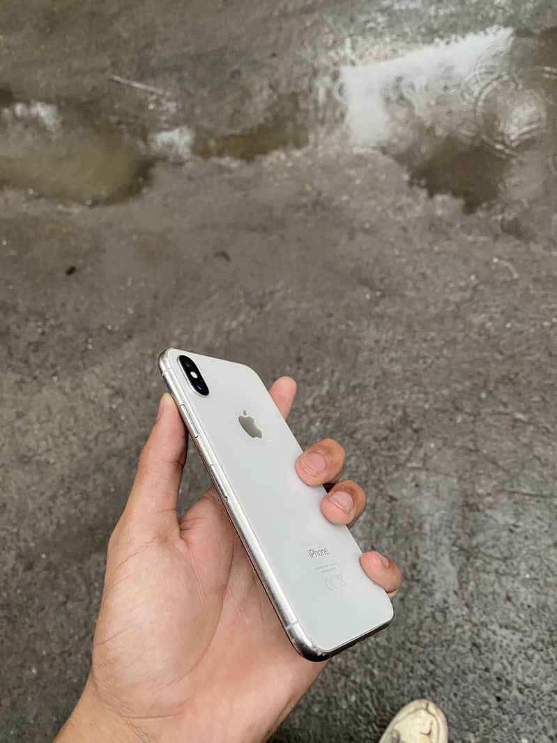 Apple iPhone X 2