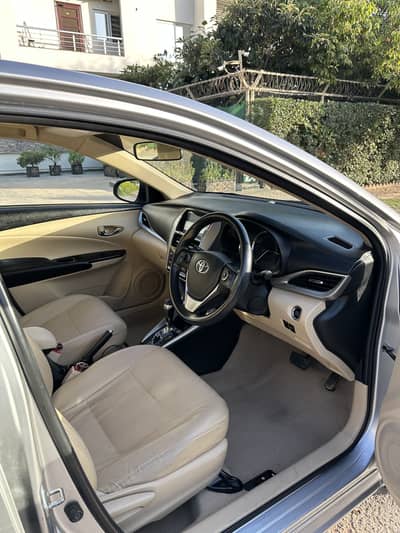 Toyota Yaris 1.5 ATIV X CVT in excellent condition (urgent sale)