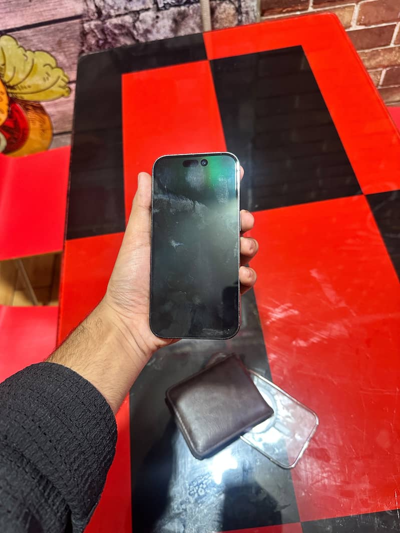Apple iPhone 14 Pro jv 1