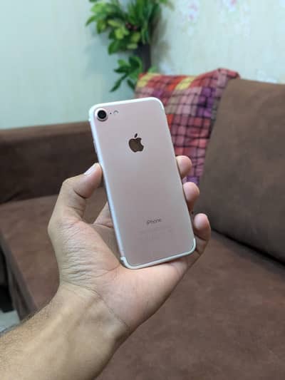 Apple iPhone 7  PTA approved