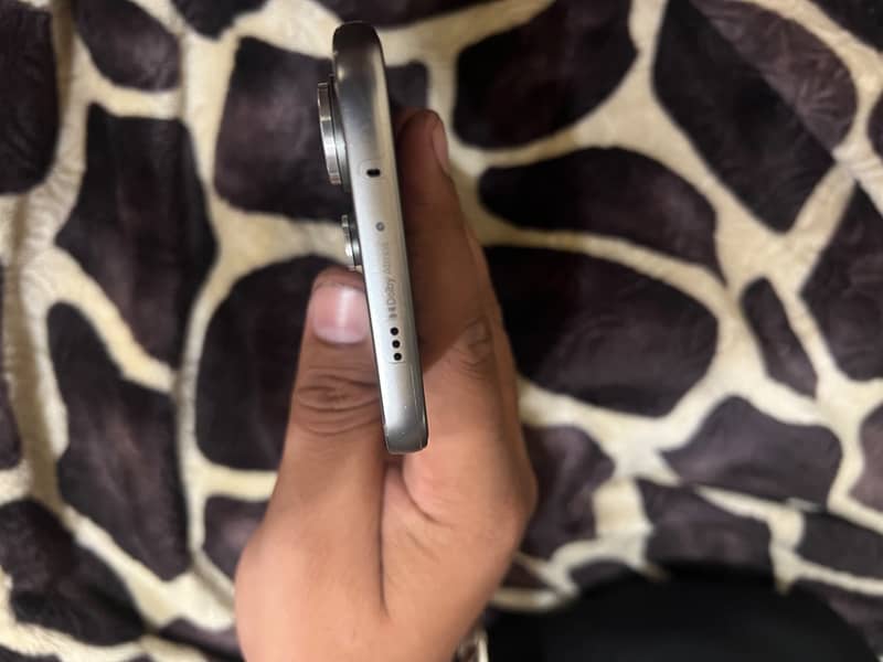 Tecno camon 50 pro 2