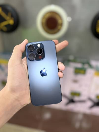 Apple iPhone 15 Pro
