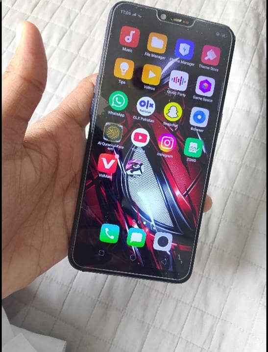 OPPO A3s 1