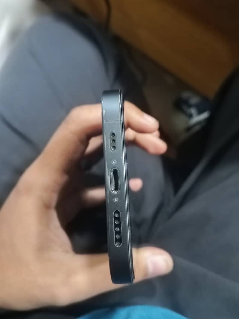 Apple iPhone 12 Pro 3