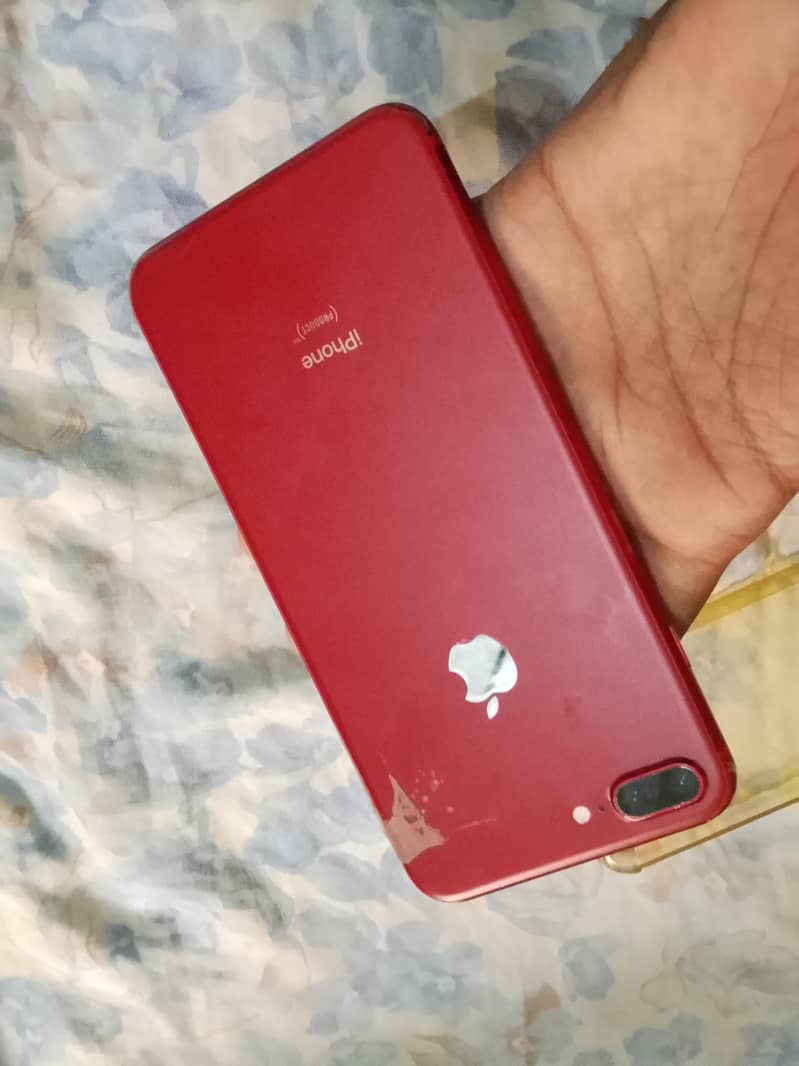 Apple iPhone 8 Plus 4