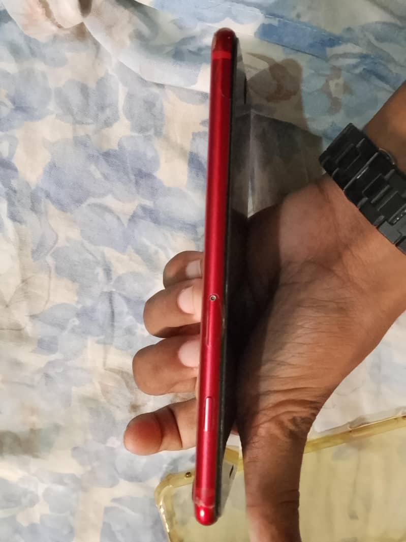 Apple iPhone 8 Plus 5