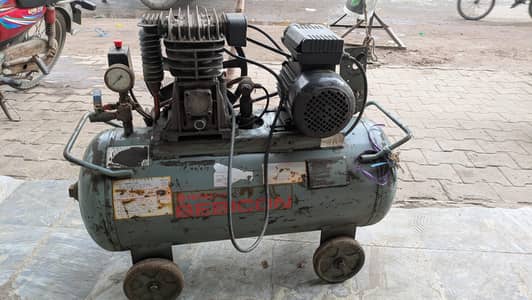 Hitachi Air Compressor