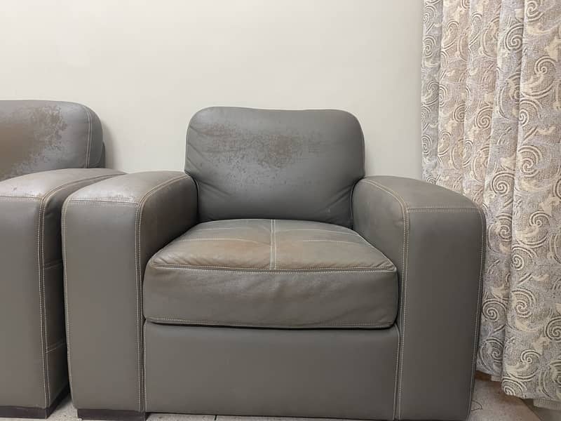 one seater sofas(2) 2