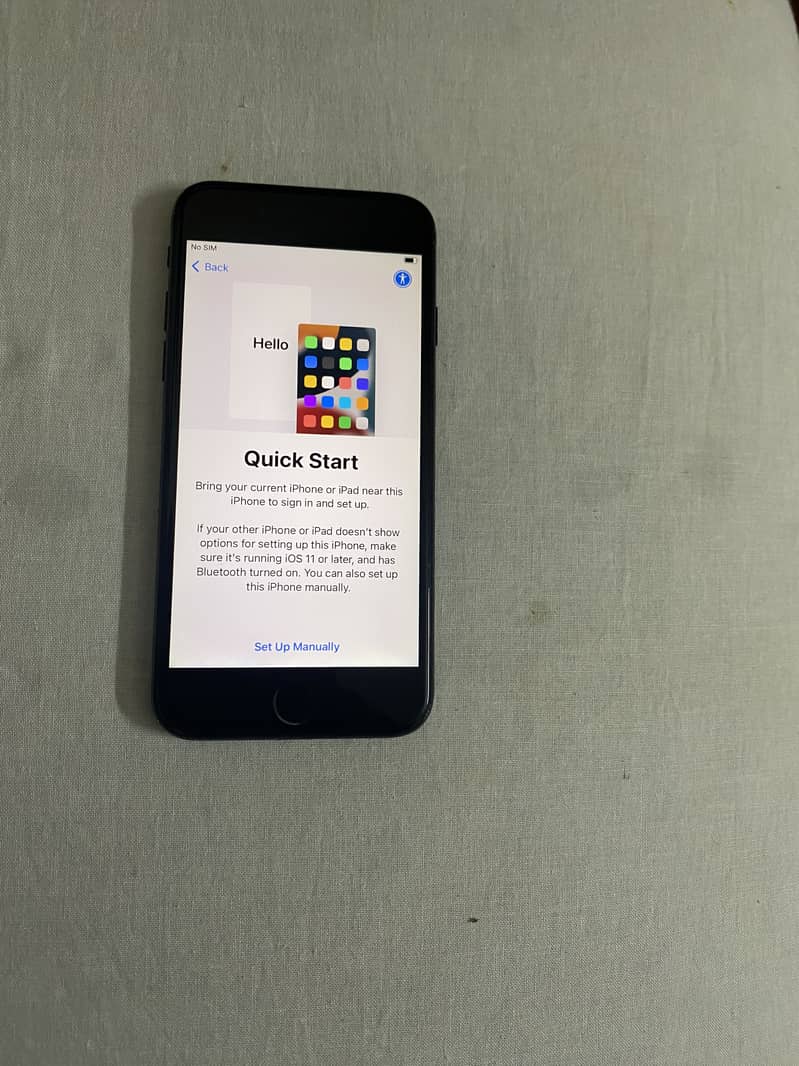 Apple iPhone 7 0
