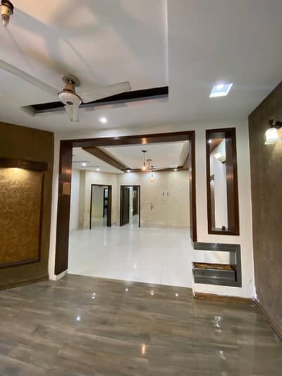 10 Marla House For Sale Jasmine Block, Bahria Town Lahore