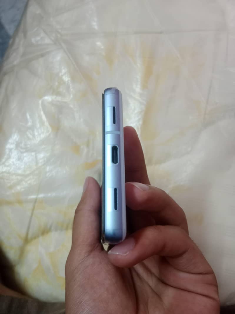 Google Pixel 7A 3