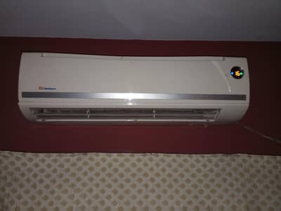 1.5 Ton Inverter AC For Sale – Excellent Condition