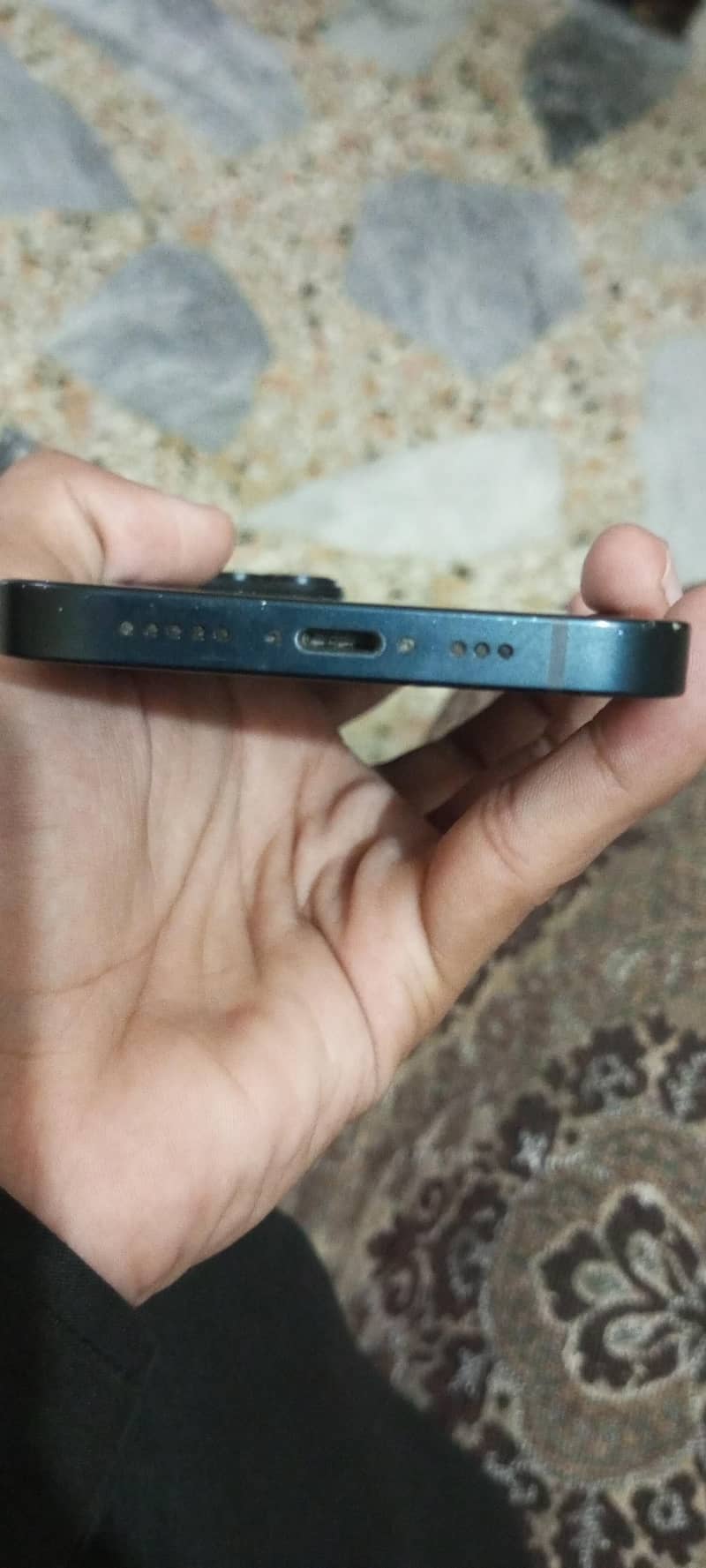 Apple iPhone 14 2
