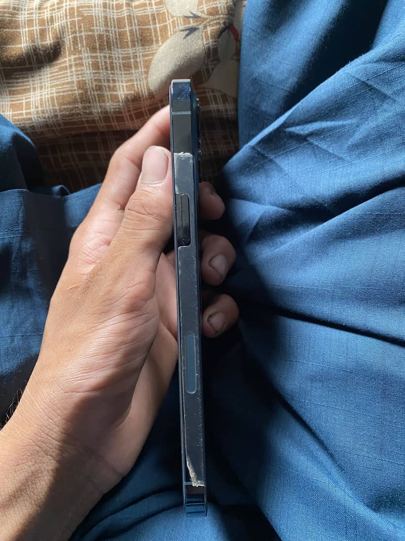 Apple iPhone 12 Pro Max 5