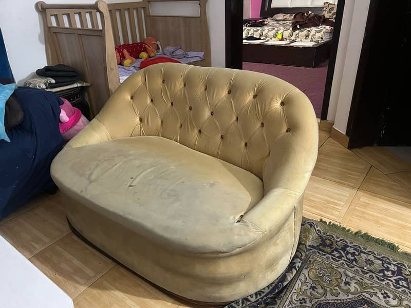 Sofa set 0