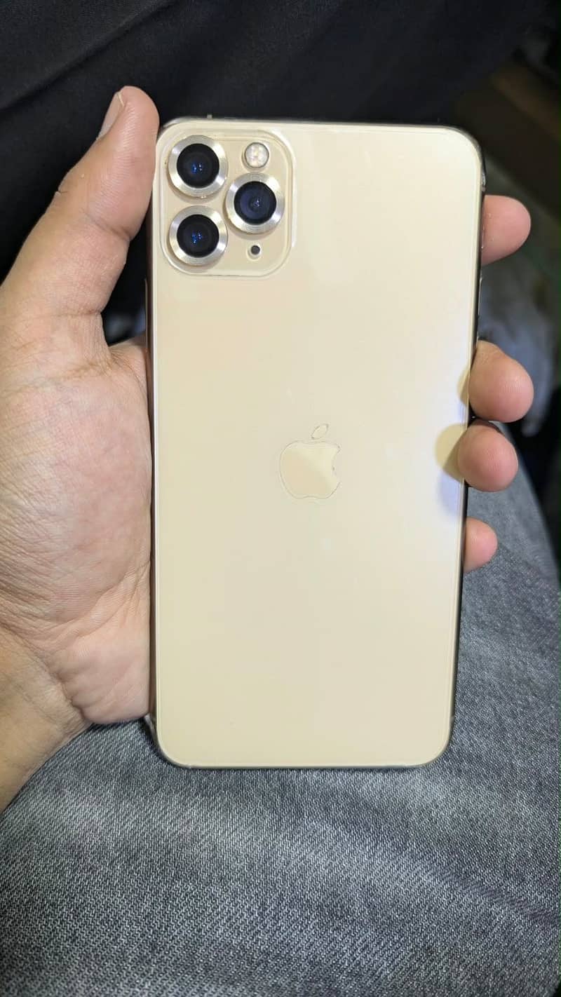 Apple iPhone 11 Pro Max 1