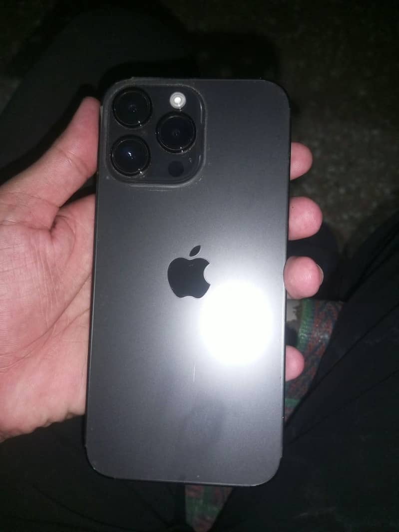 Apple iPhone 14 Pro Max 2