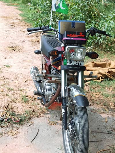 Honda 125 18 for sell and exchange 70cc 23/24 03438139485