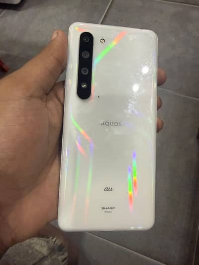 Aquos R5G 12/256