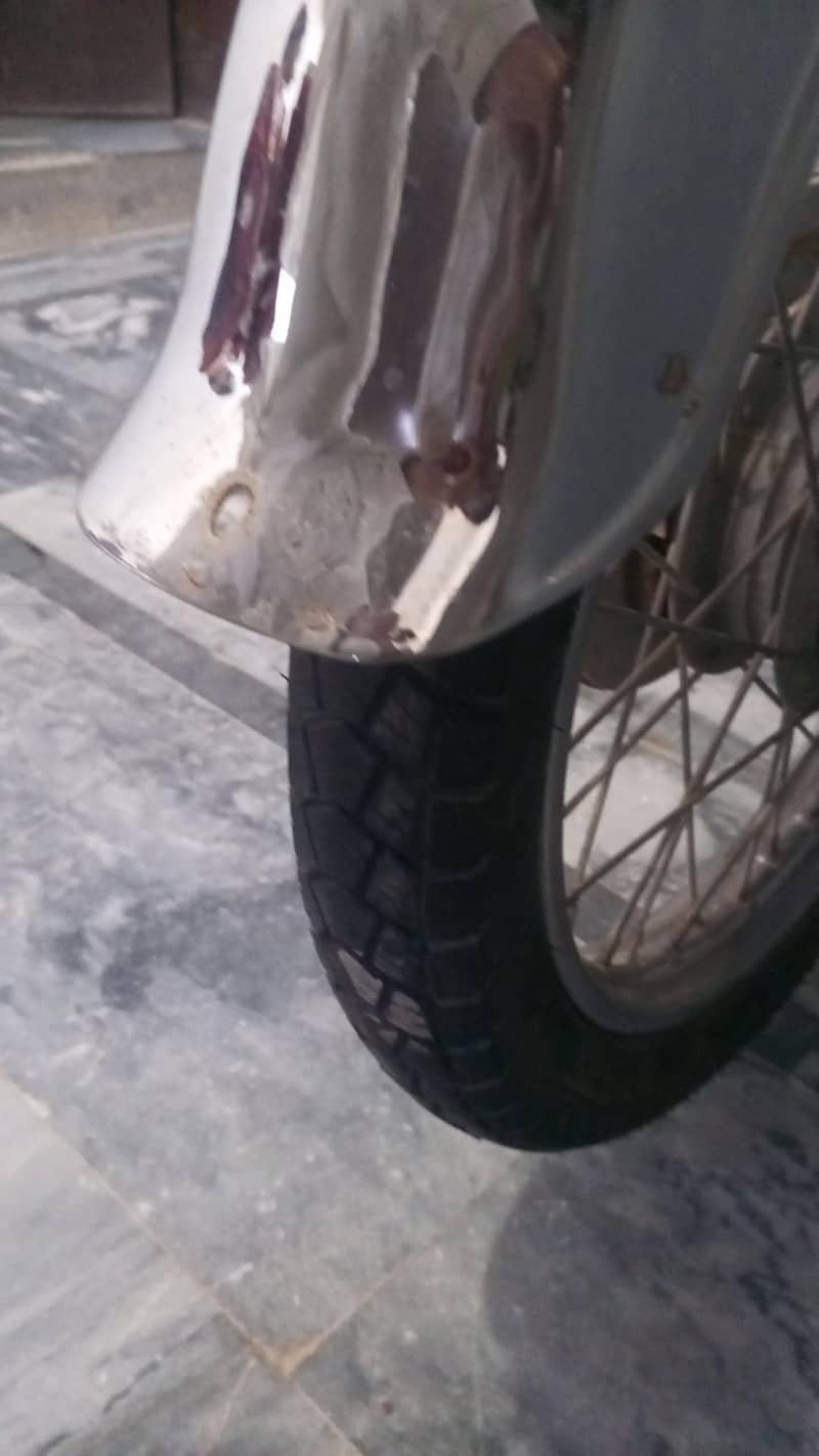 Honda CD70cc 7