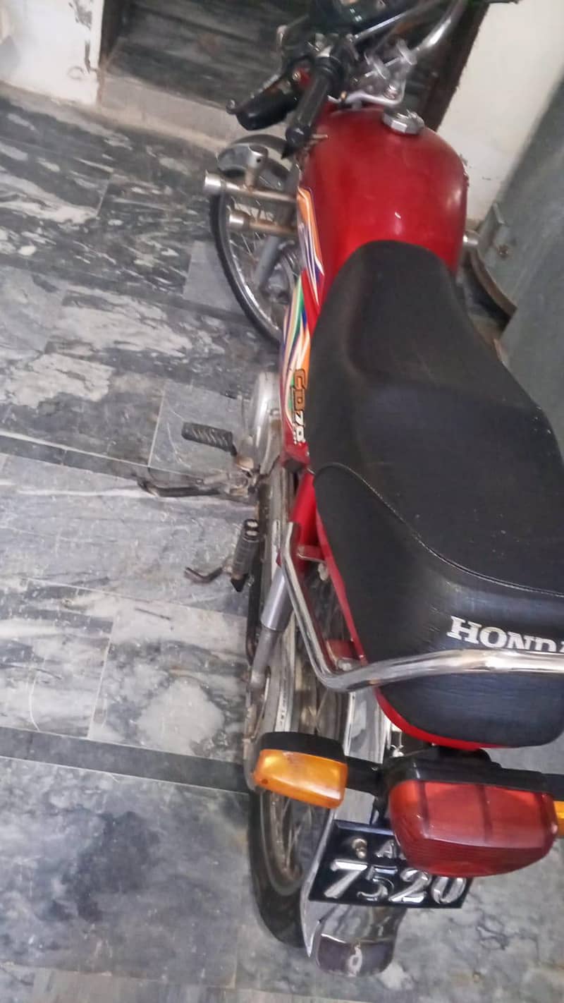 Honda CD70cc 12