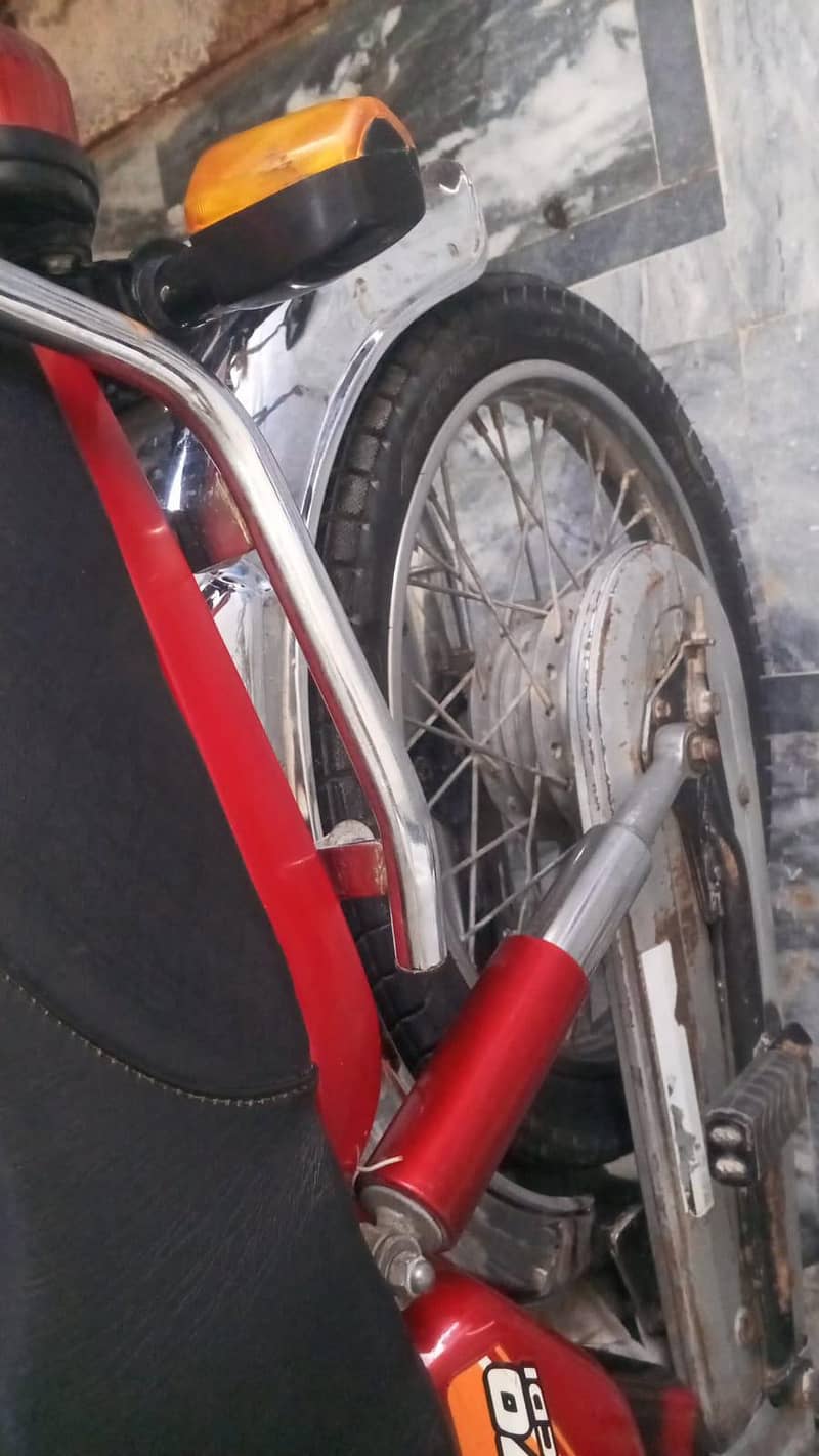 Honda CD70cc 18