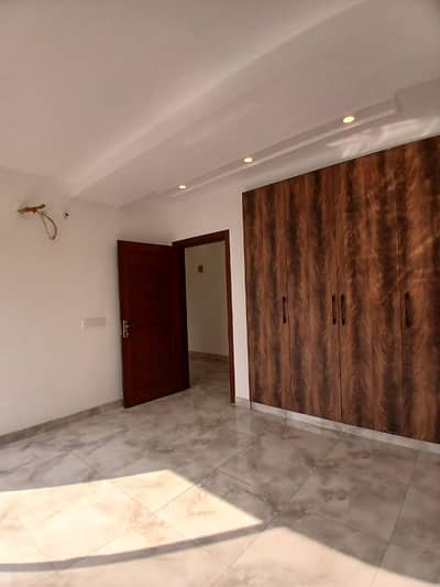 2 Bed Non Furnished For Rent | Comfortable Layout | Reasonable Price