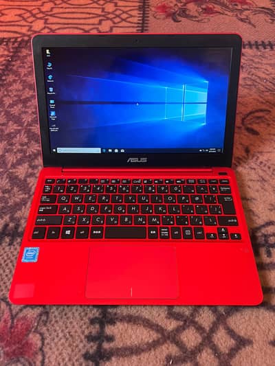 ASUS Intel Atom Laptop | 2GB RAM | 32GB SSD | 4–5 Hours Battery