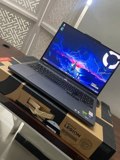 Lenovo Legion 5 16IAX10