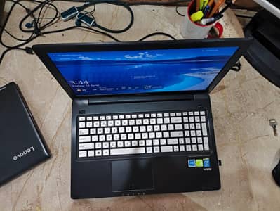 Asus laptop for sale.