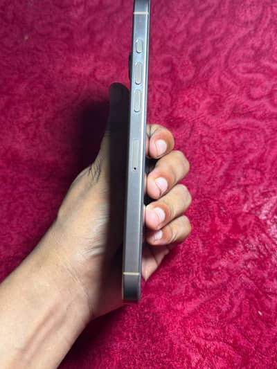 Apple iPhone 16 Pro Max factory unlock