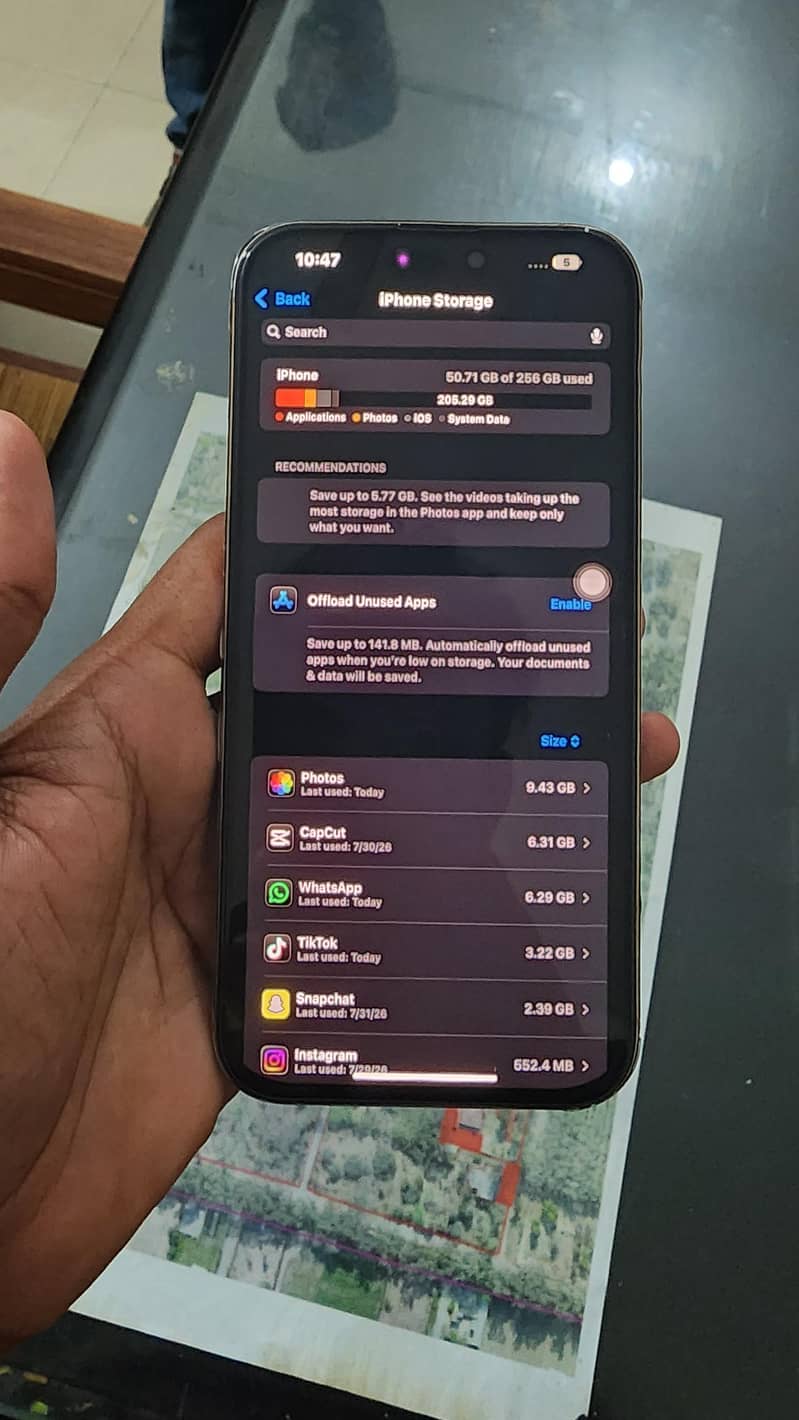 Apple iPhone 16 Pro Max 5