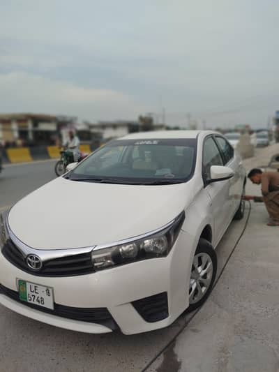 Toyota Corolla GLI 2016-2015 model